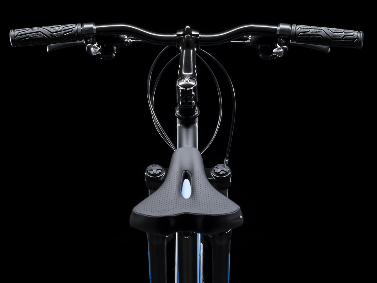  Trek 820