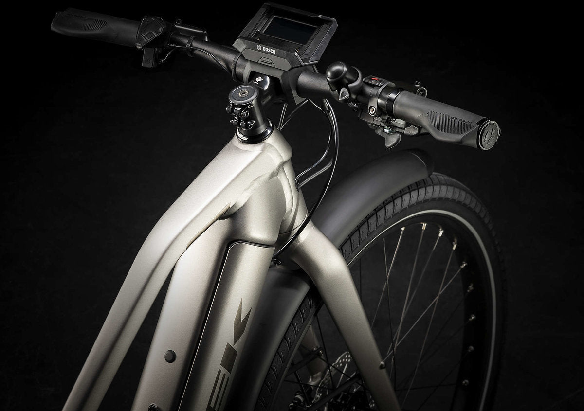  Trek Allant+ 8 Stagger