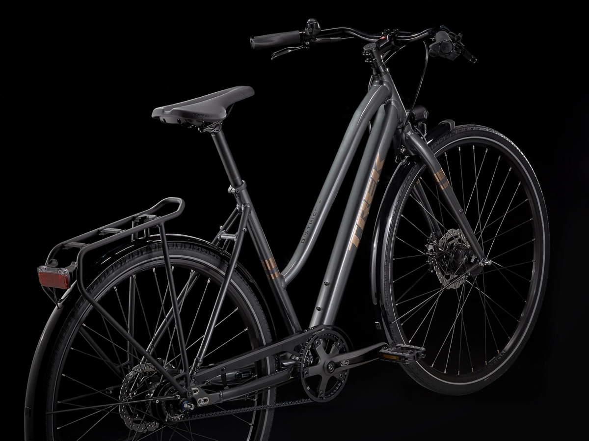 Trek District 4 Equipped Stagger