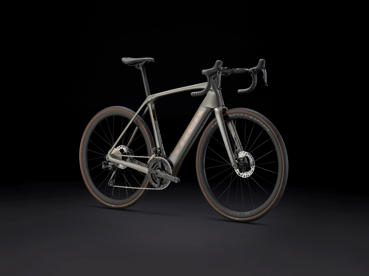 Trek Domane+ SLR 7